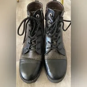 Daisy fuentes boots with rhinestones deals